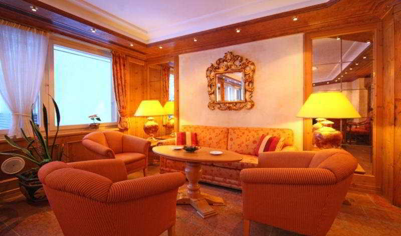 Relais & Chateaux Schoenegg Zermatt Kamer foto